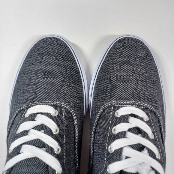 Universal Thread Charcoal Grey Women's Sneakers Size 10 Tennis Shoes - Picture 2 of 11